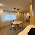 Дом отдыха Brittos Lovely - Family Вила-Нова-ди-Фамаликан