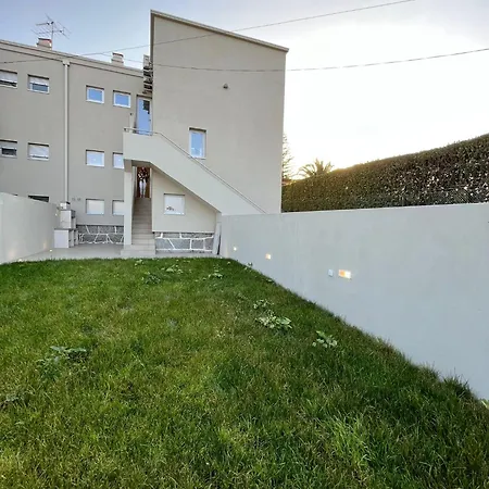 Brittos Lovely - Family בית נופש